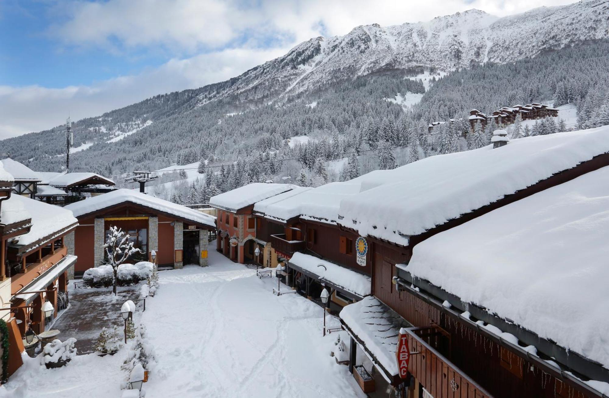 Hotel Du Bourg Valmorel Exterior photo